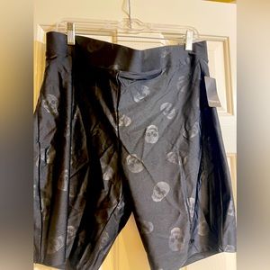 NWT Torrid Black with embossed skulls bike shorts 3X